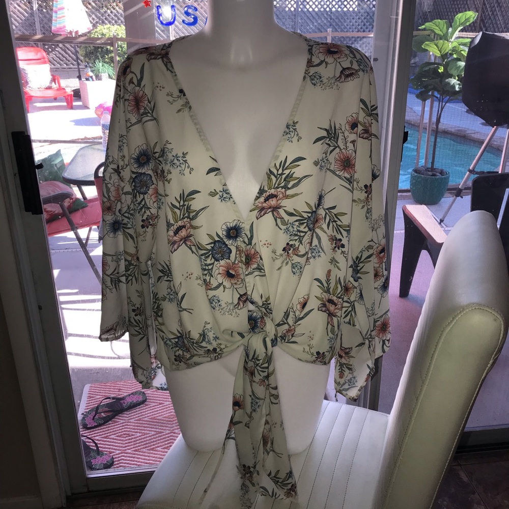 Forever 21+ blouse